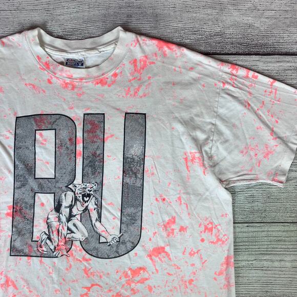 Vintage 1990s Baker University Wildcats College T-shirt - Picture 6 of 9